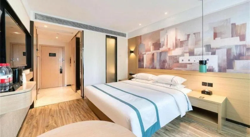 Bed in City Comfort Inn Zhangjiakou Municipal Government High-speed Railway Station North Institute