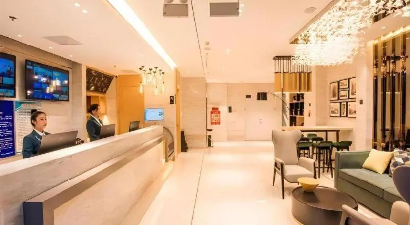 City Comfort Inn Zhangjiakou Municipal Government High-speed Railway Station North Institute