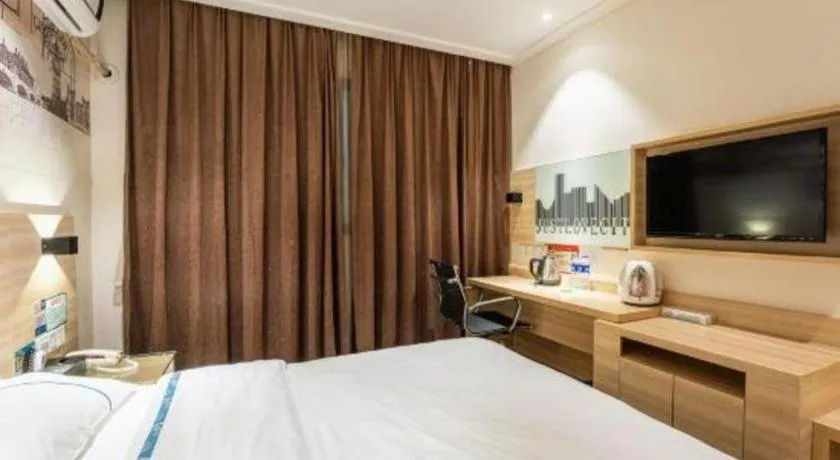 Bed in City Comfort Inn Changsha Wanjiali Mawangdui Metro Station