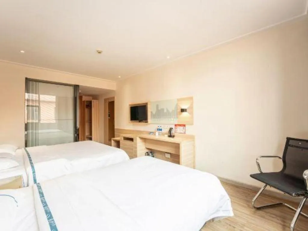 Bed in City Comfort Inn Changsha Wanjiali Mawangdui Metro Station