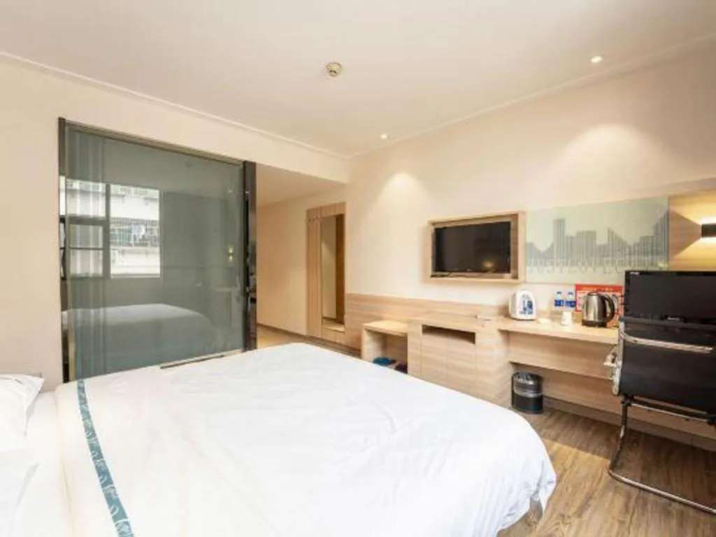 Bed in City Comfort Inn Changsha Wanjiali Mawangdui Metro Station