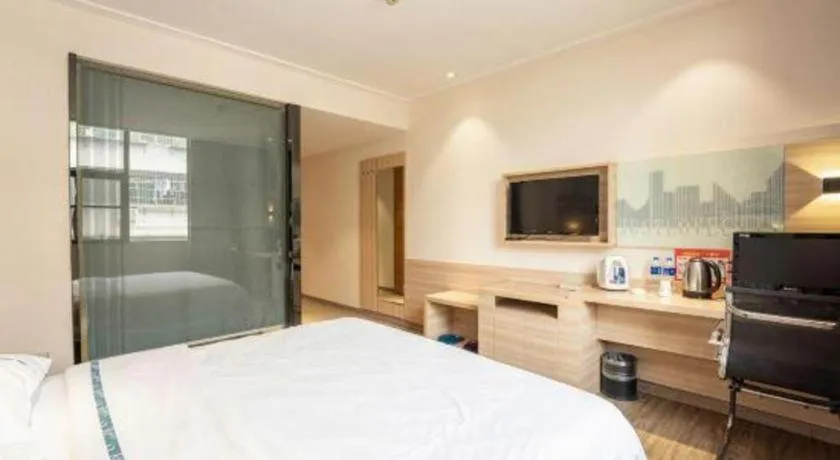 Bed in City Comfort Inn Changsha Wanjiali Mawangdui Metro Station