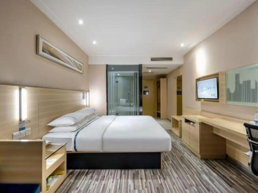 Bed in City Comfort Inn Dongguan Shijie Jiarong Shopping Plaza