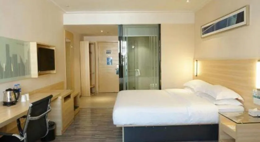 Bed in City Comfort Inn Dongguan Shijie Jiarong Shopping Plaza