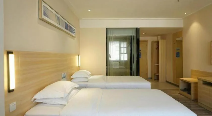 Bed in City Comfort Inn Dongguan Shijie Jiarong Shopping Plaza