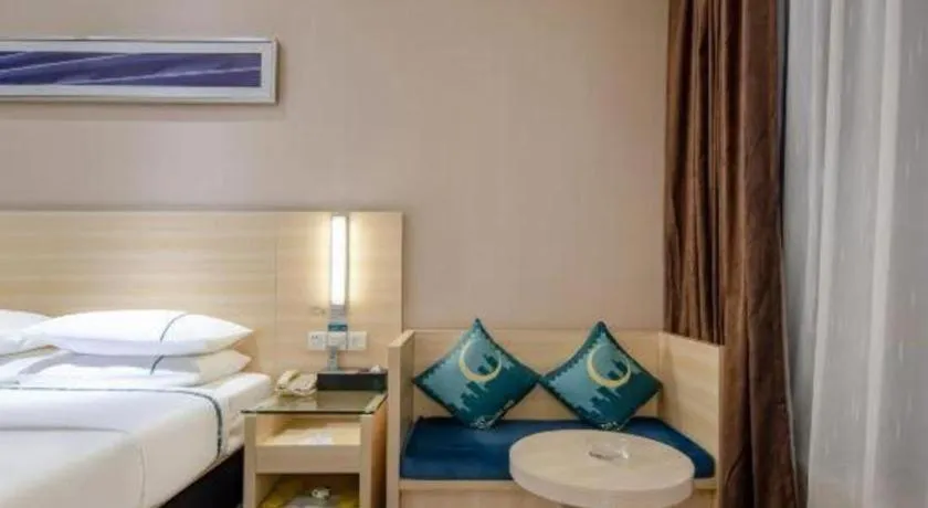 Bed in City Comfort Inn Dongguan Shijie Jiarong Shopping Plaza