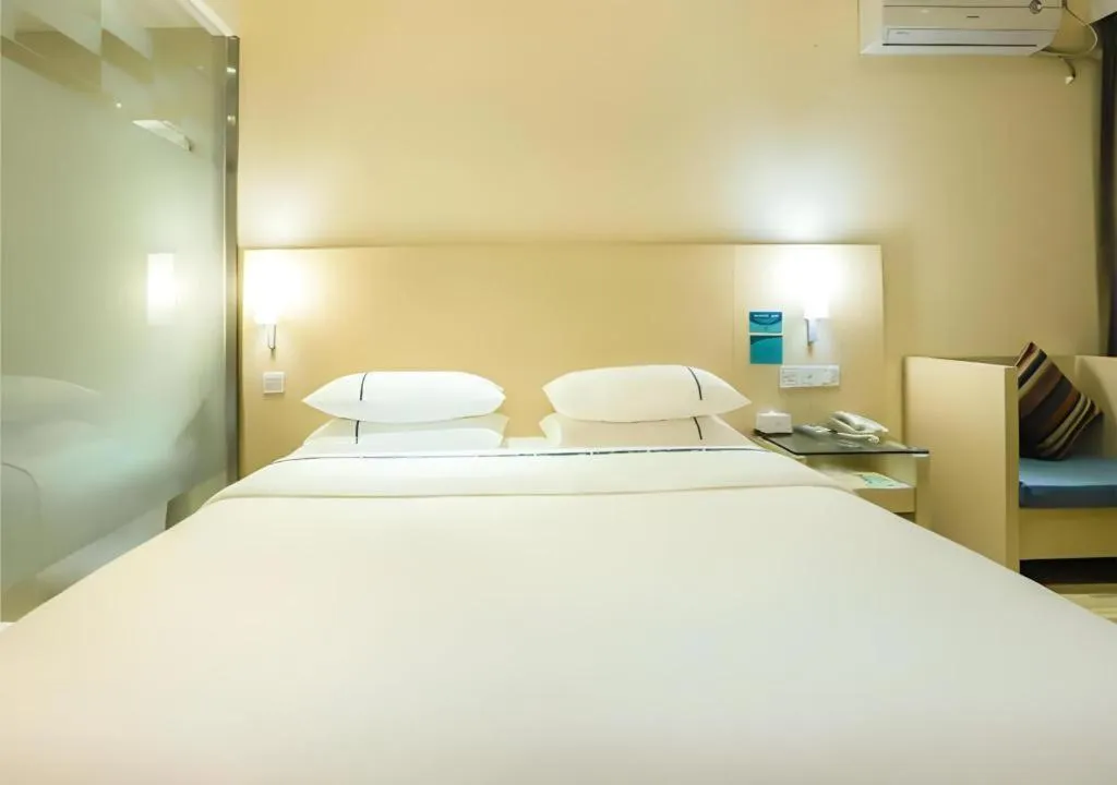 Bed in City Comfort Inn Nanning Minzhu Road Guangxi Dianwang