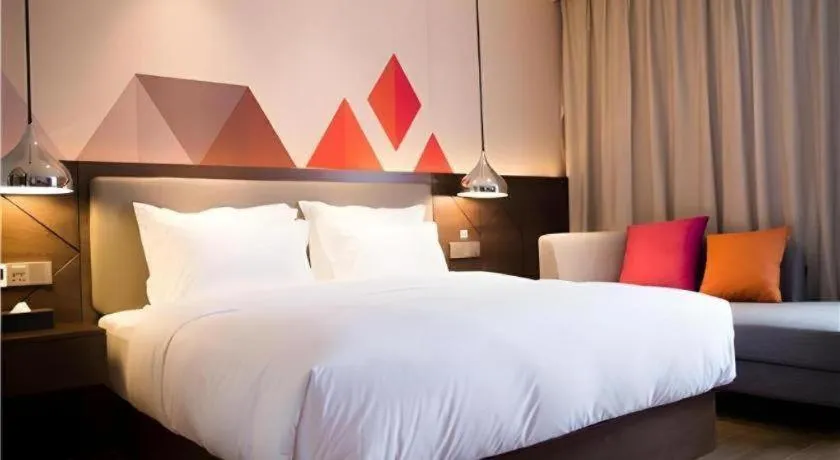 Borrman Hotel Huanggang Wuxue Yuhu Road