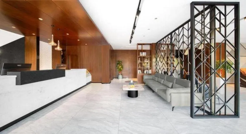 Borrman Hotel Huanggang Wuxue Yuhu Road