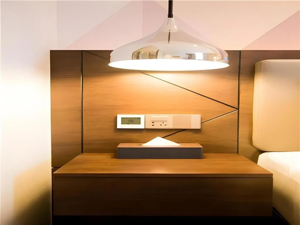 Bed in Borrman Hotel Huanggang Wuxue Yuhu Road