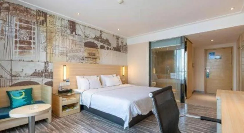 Bed in City Comfort Inn Dongguan Shilong Huixing Commercial Center