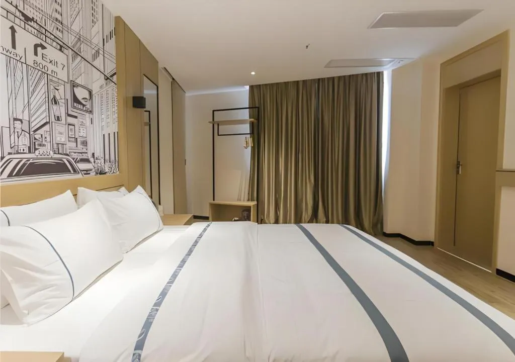 Bed in City Comfort Inn Foshan Shishan Square