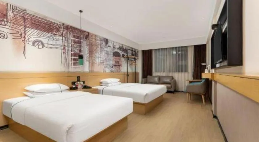 Bed in City Comfort Inn Shiyan Wudang Mountain