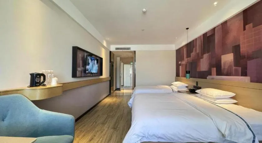 Bed in City Comfort Inn Shiyan Wudang Mountain