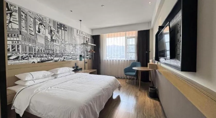 Bed in City Comfort Inn Shiyan Wudang Mountain