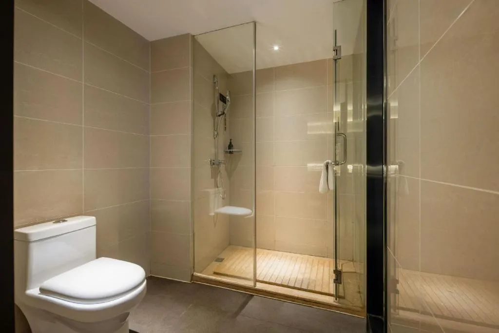 City Comfort Inn Wuzhou High-speed Railway Station Canghai Lake Park