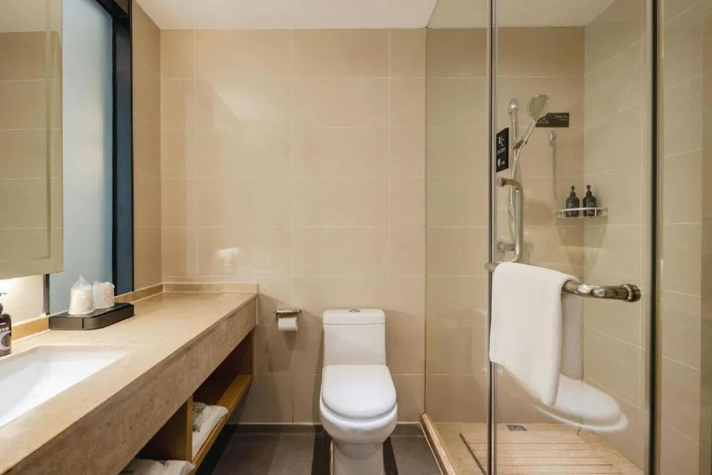 City Comfort Inn Wuzhou High-speed Railway Station Canghai Lake Park