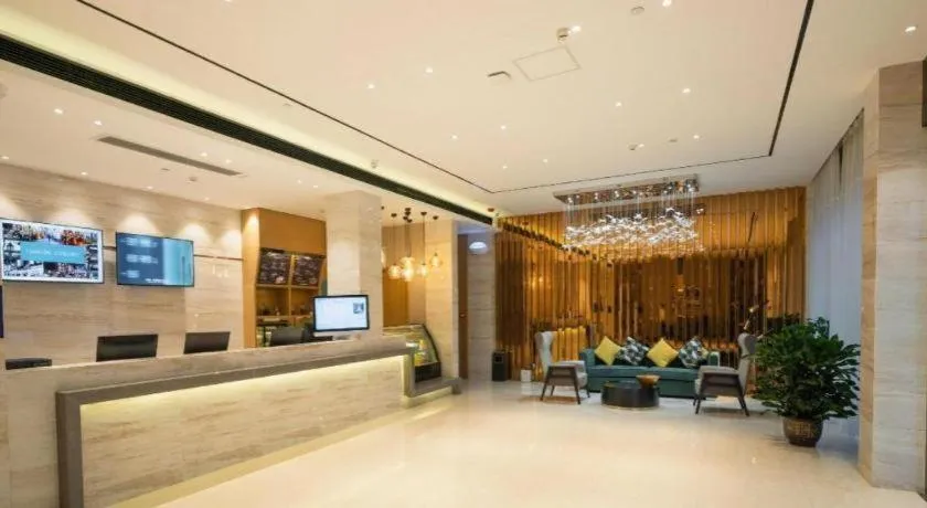 City Comfort Inn Wuzhou High-speed Railway Station Canghai Lake Park