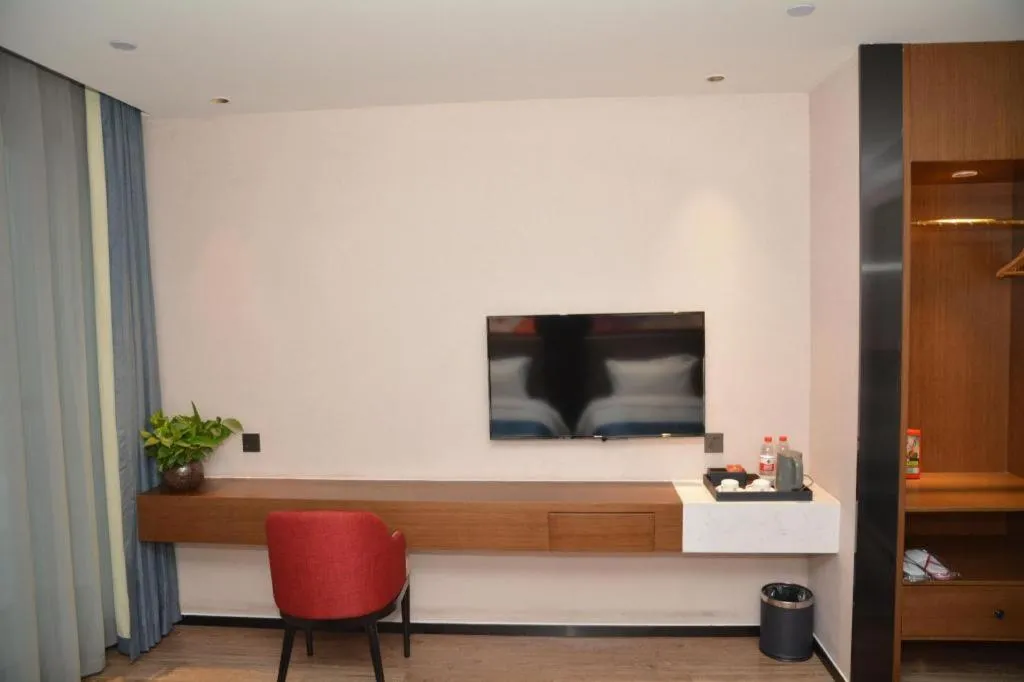 Borrman Hotel Ji'nan Aoti Center East Provincial Hospital