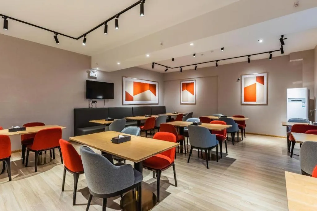 Borrman Hotel Ji'nan Aoti Center East Provincial Hospital