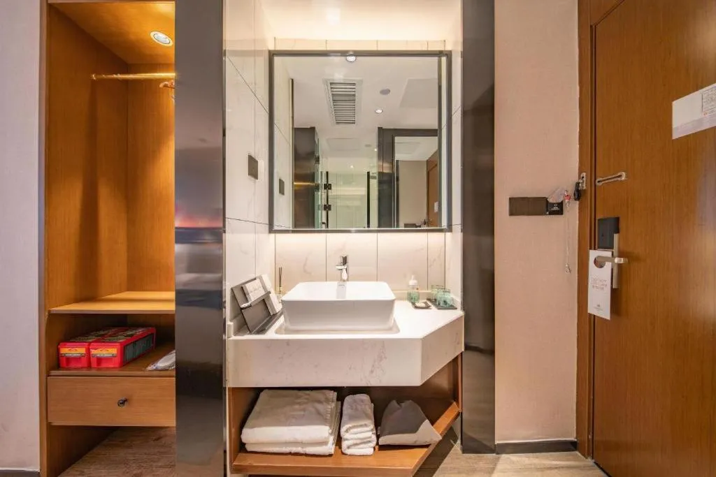 Borrman Hotel Ji'nan Aoti Center East Provincial Hospital