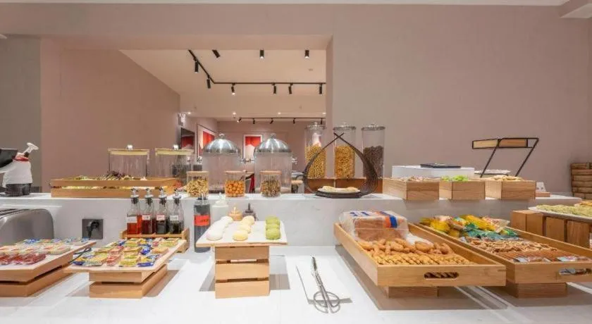 Borrman Hotel Ji'nan Aoti Center East Provincial Hospital