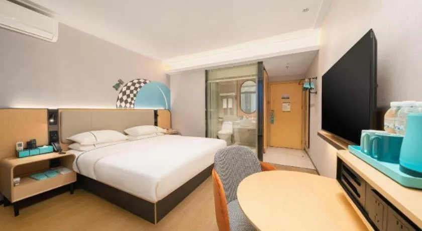 Bed in City Comfort Inn Liuzhou Luzhai Walking Street