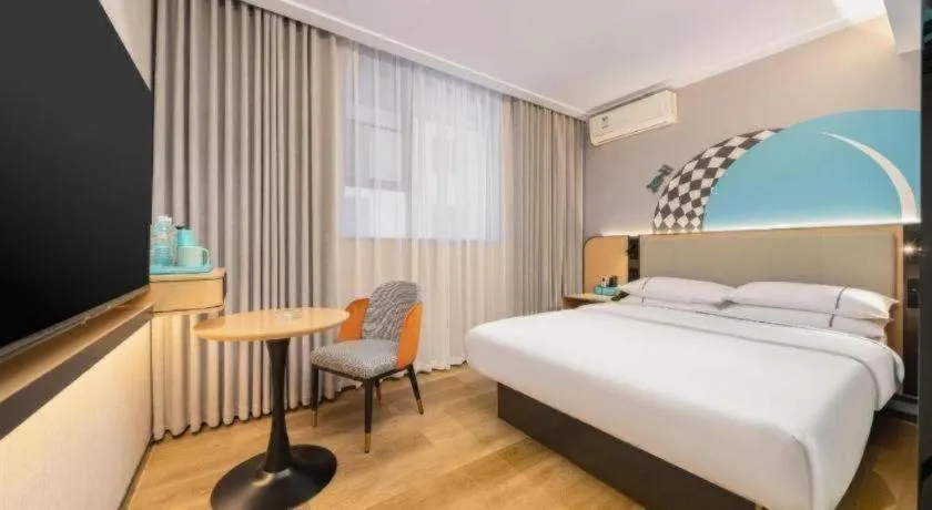 Bed in City Comfort Inn Liuzhou Luzhai Walking Street