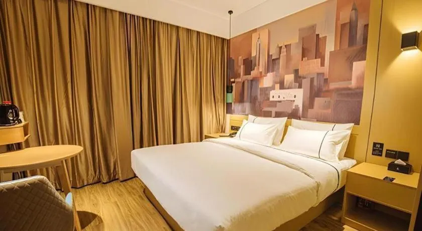 Bed in City Comfort Inn Yangjiang High-tech Zone Pinggang