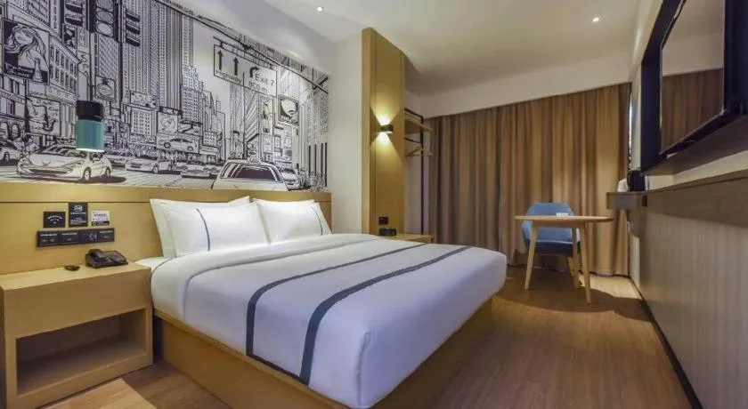 Bed in City Comfort Inn Yangjiang High-tech Zone Pinggang