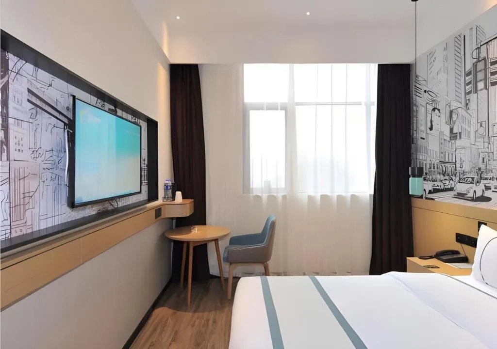 Bed in City Comfort Inn Chengdu Transportation Technical College Traditional Chinese Medicine