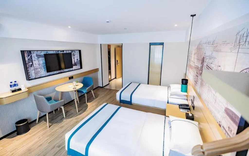 Bed in City Comfort Inn Dali High-speed Railway Station Erhai Park