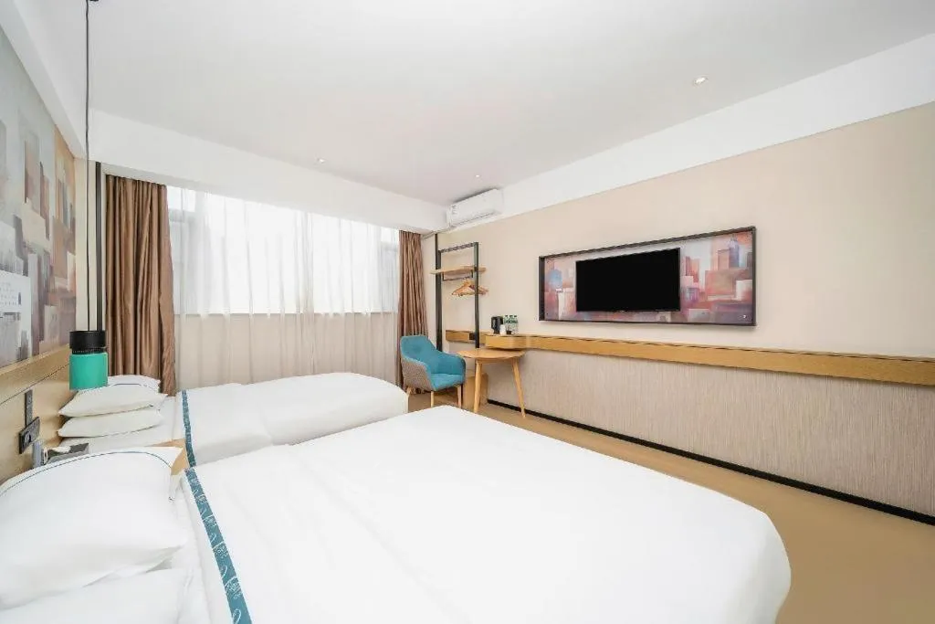 Bed in City Comfort Inn Dali High-speed Railway Station Erhai Park