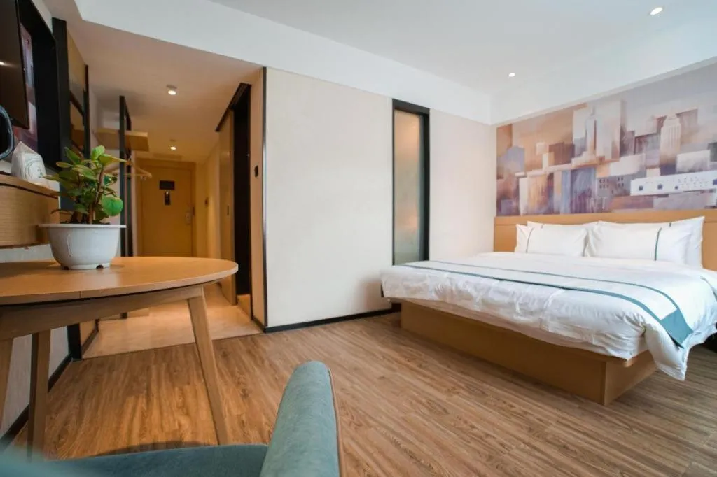 Bed in City Comfort Inn Dali High-speed Railway Station Erhai Park