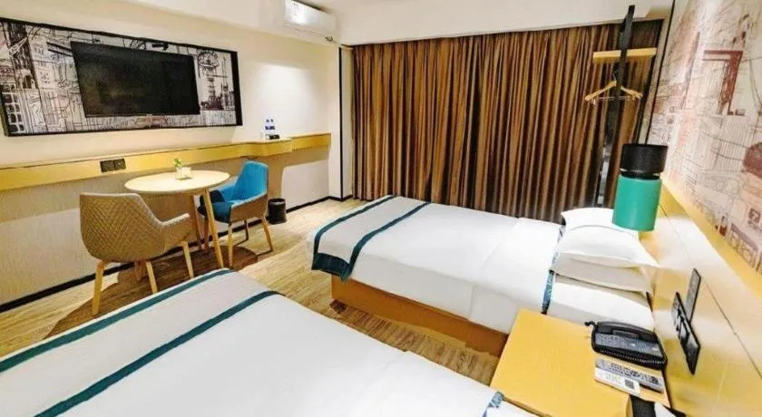 Bed in City Comfort Inn Dali High-speed Railway Station Erhai Park