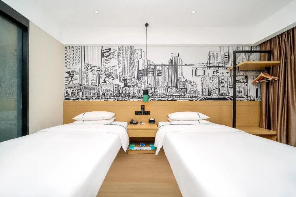 Bed in City Comfort Inn Dali High-speed Railway Station Erhai Park