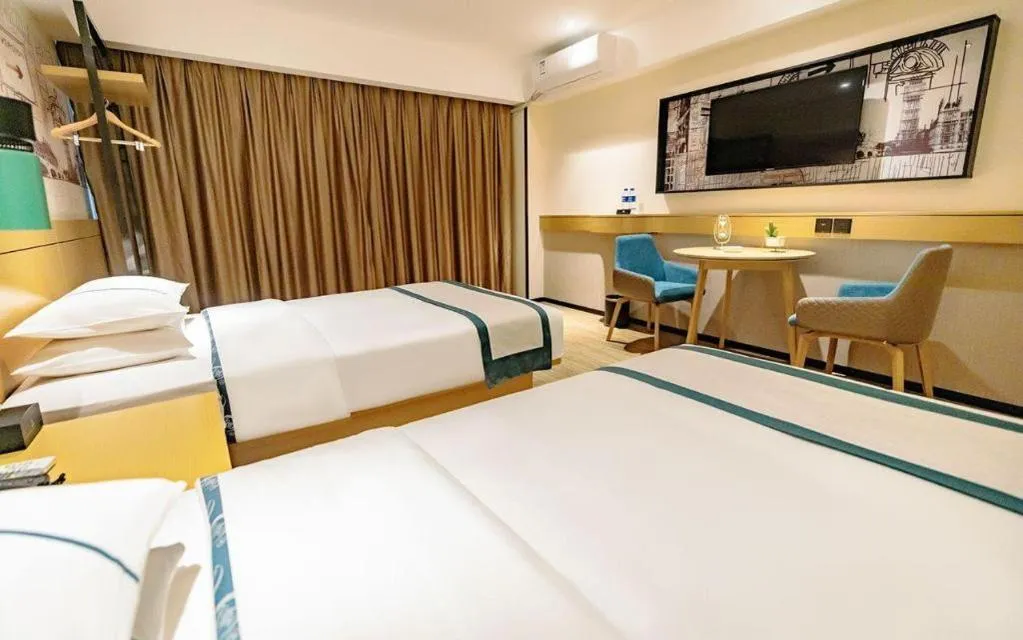 Bed in City Comfort Inn Dali High-speed Railway Station Erhai Park