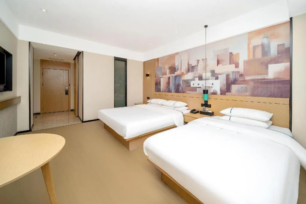 Bed in City Comfort Inn Dali High-speed Railway Station Erhai Park