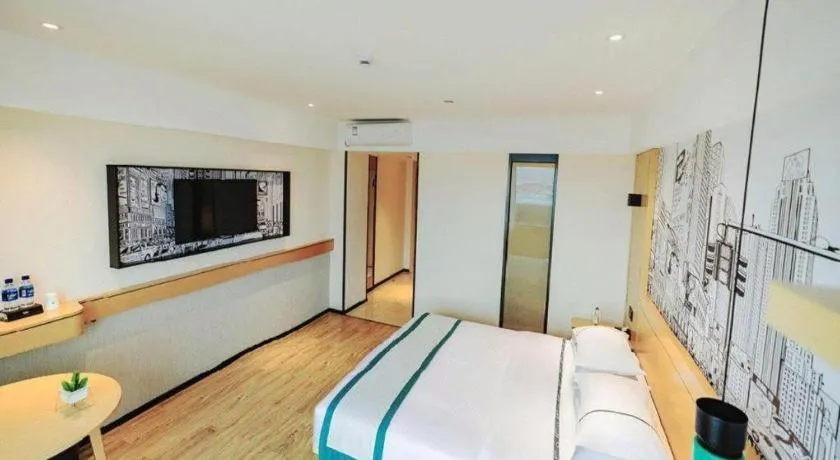 Bed in City Comfort Inn Dali High-speed Railway Station Erhai Park