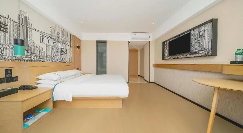 Bed in City Comfort Inn Dali High-speed Railway Station Erhai Park