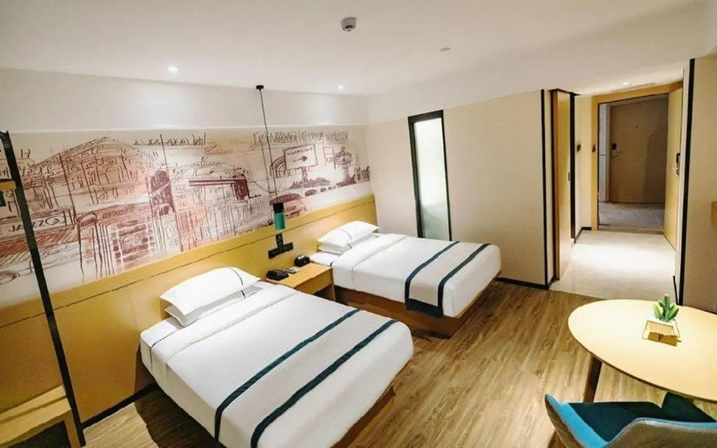 Bed in City Comfort Inn Dali High-speed Railway Station Erhai Park