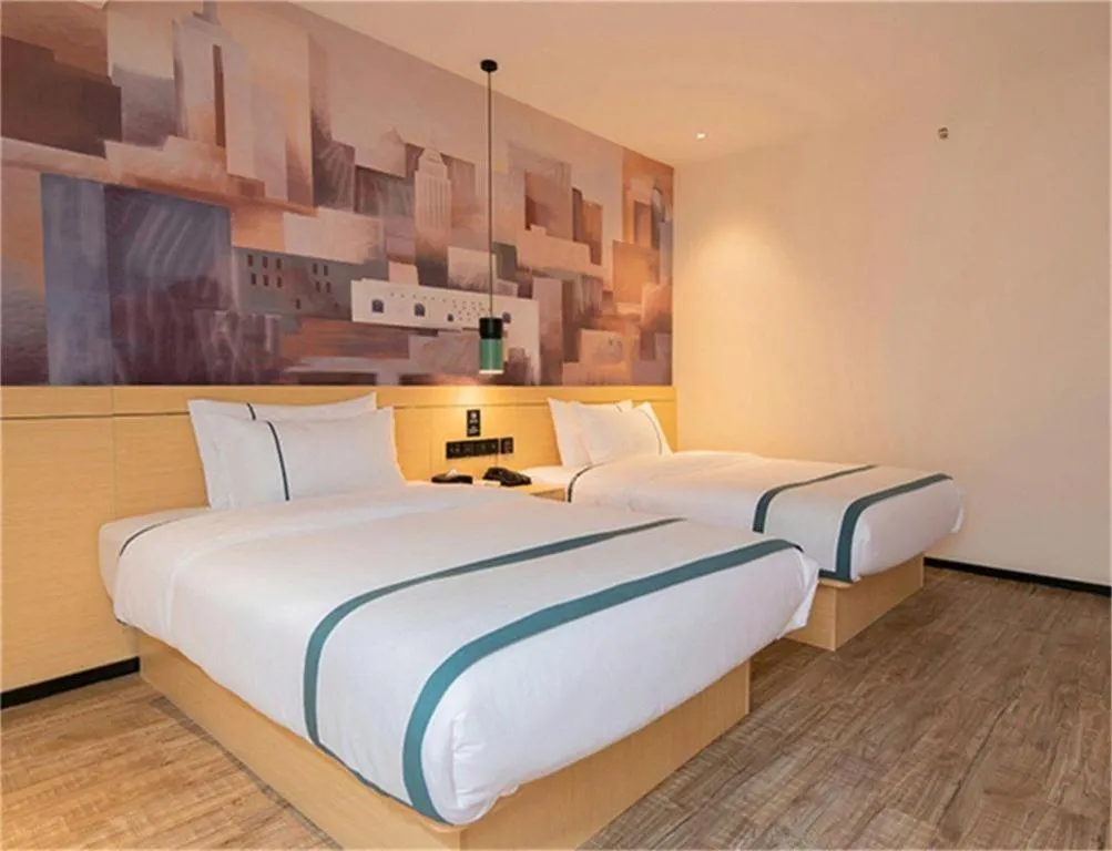 Bed in City Comfort Inn Dali High-speed Railway Station Erhai Park