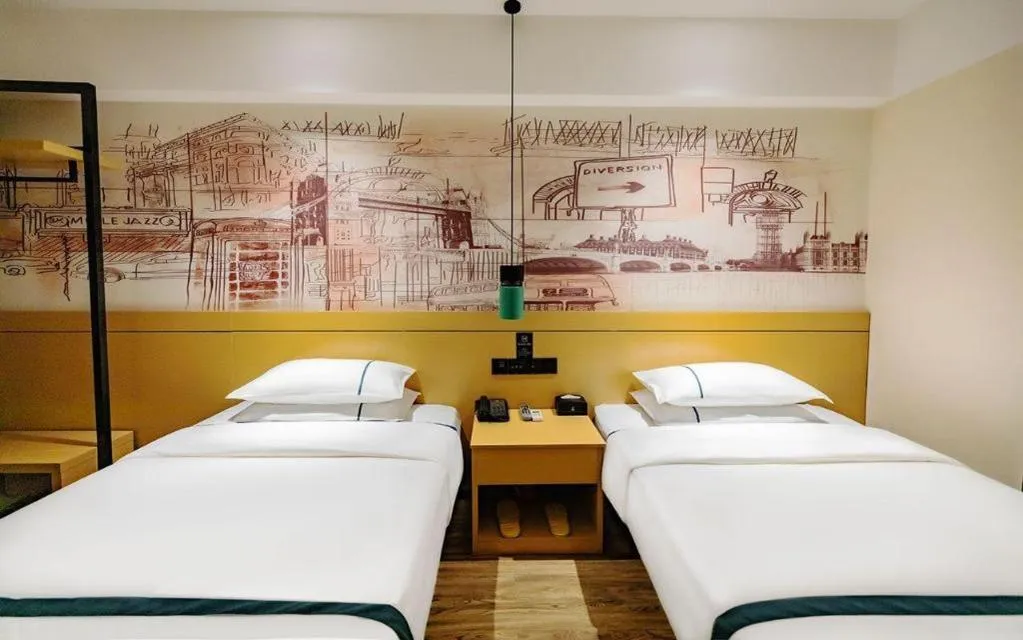 Bed in City Comfort Inn Dali High-speed Railway Station Erhai Park