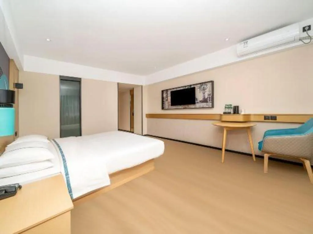 Bed in City Comfort Inn Dali High-speed Railway Station Erhai Park