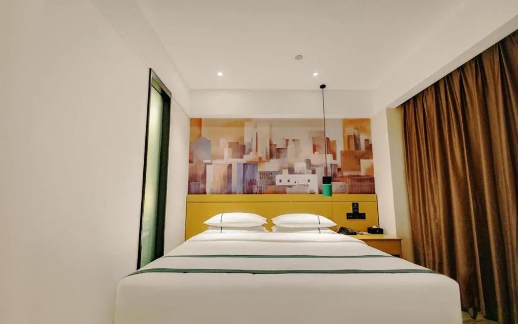 Bed in City Comfort Inn Dali High-speed Railway Station Erhai Park