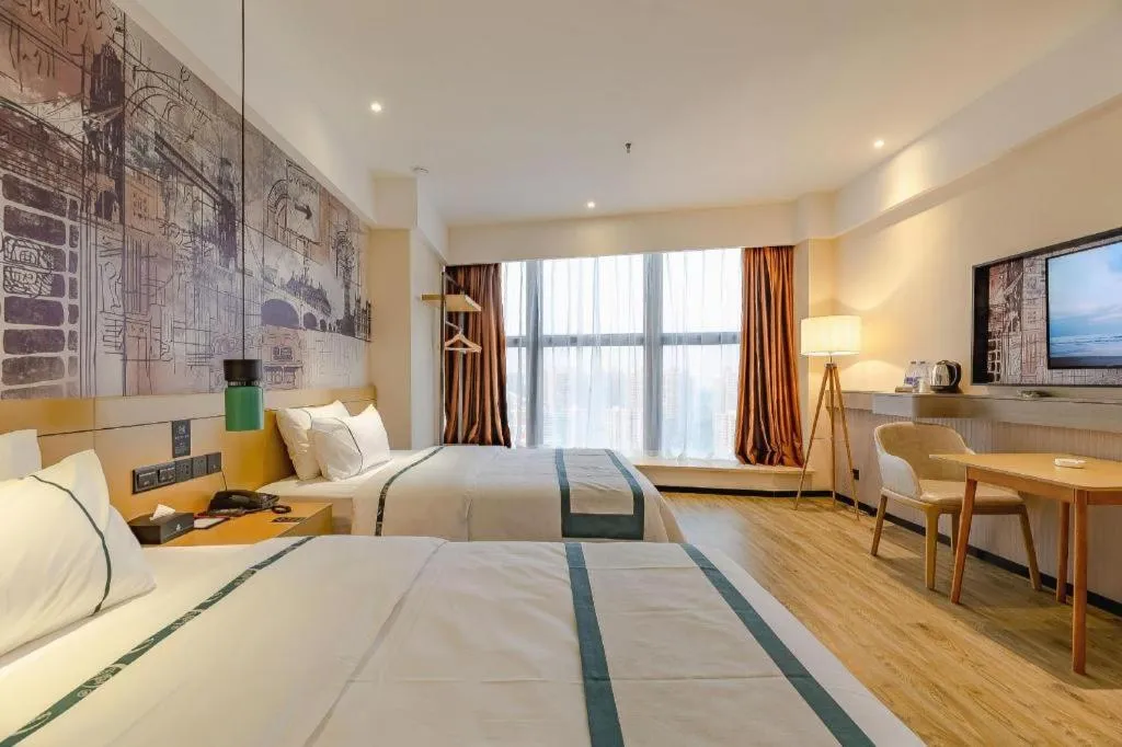 Bed in City Comfort Inn Chengdu Wenjiang Zhujiang Square Guanghua Park Metro Station