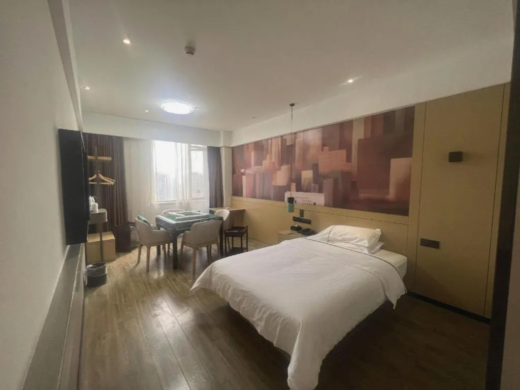 Bed in City Comfort Inn Chengdu Wenjiang Zhujiang Square Guanghua Park Metro Station