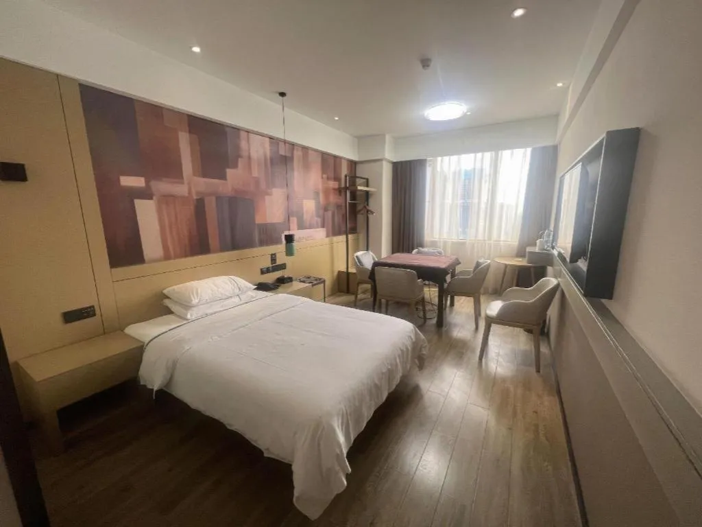 Bed in City Comfort Inn Chengdu Wenjiang Zhujiang Square Guanghua Park Metro Station