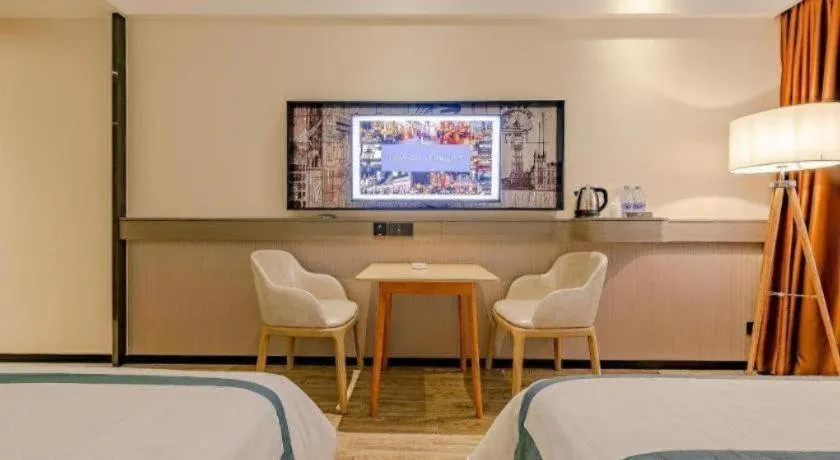 City Comfort Inn Chengdu Wenjiang Zhujiang Square Guanghua Park Metro Station