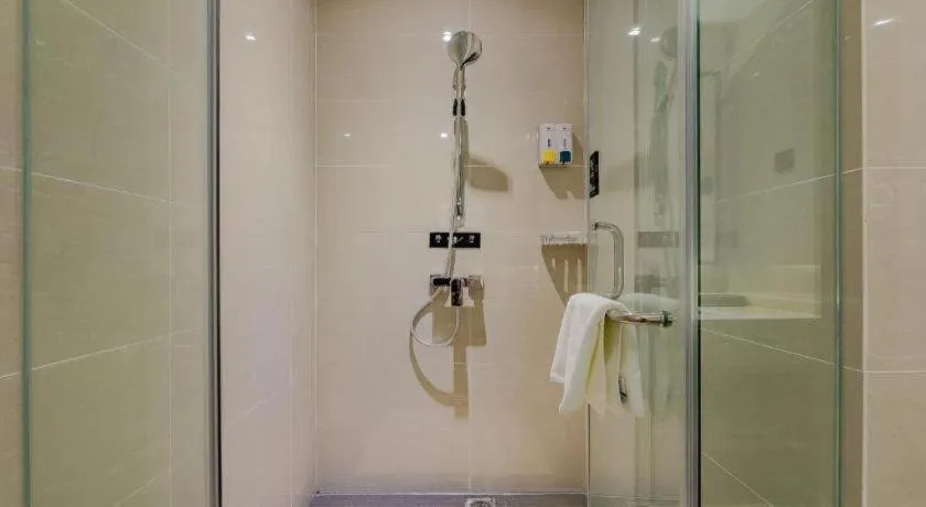 City Comfort Inn Chengdu Wenjiang Zhujiang Square Guanghua Park Metro Station